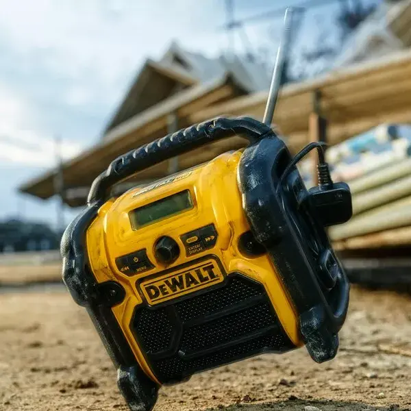 Portatīvā radio DeWALT DCR020-QW Photo 6