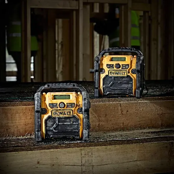 Portatīvā radio DeWALT DCR020-QW Photo 8