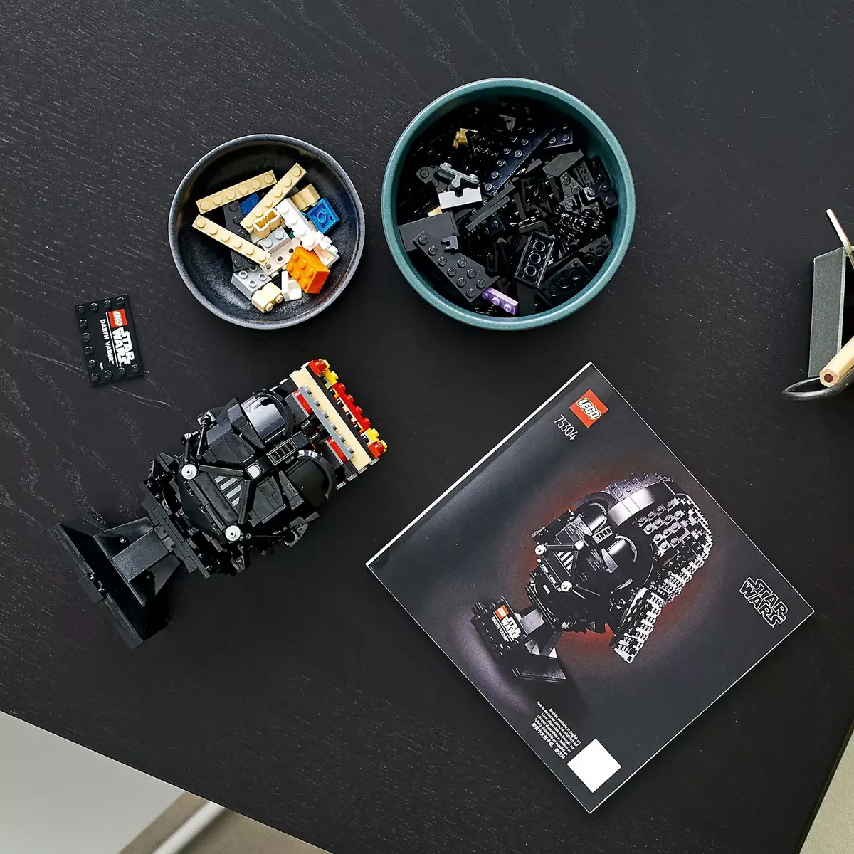 LEGO Star Wars Dārta Veidera ķivere 75304 Photo 20