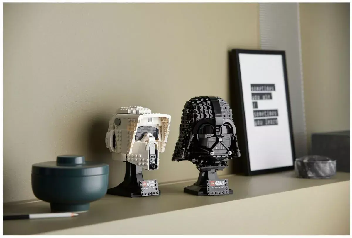 LEGO Star Wars Dārta Veidera ķivere 75304 Photo 7
