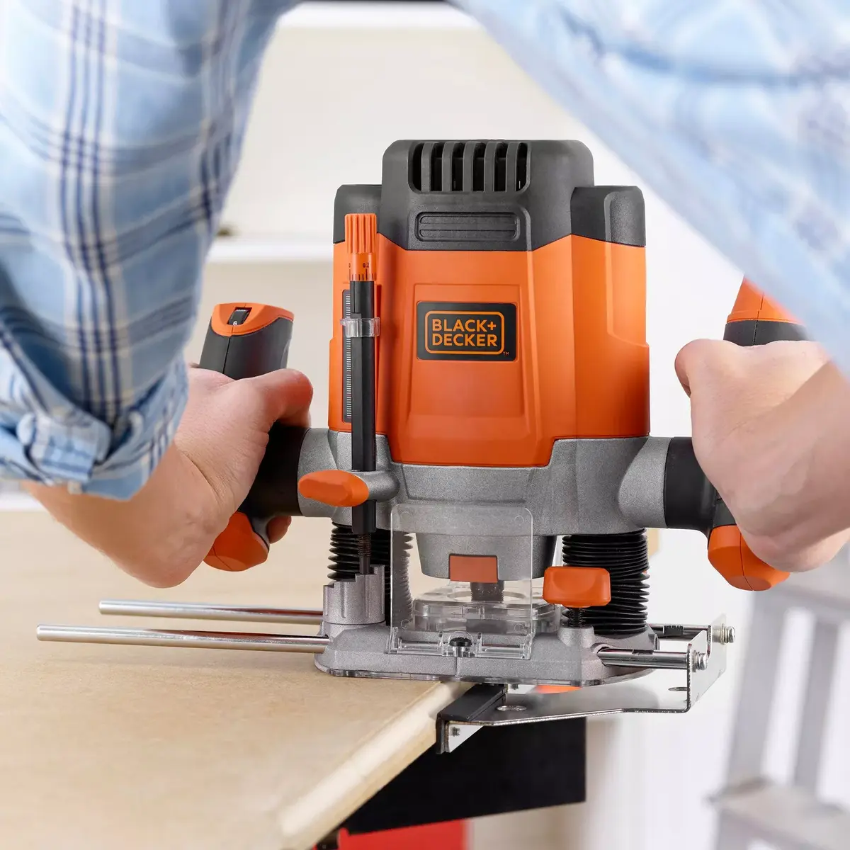 Фрезер/триммер Black & Decker KW1200EKA-QS Photo 6
