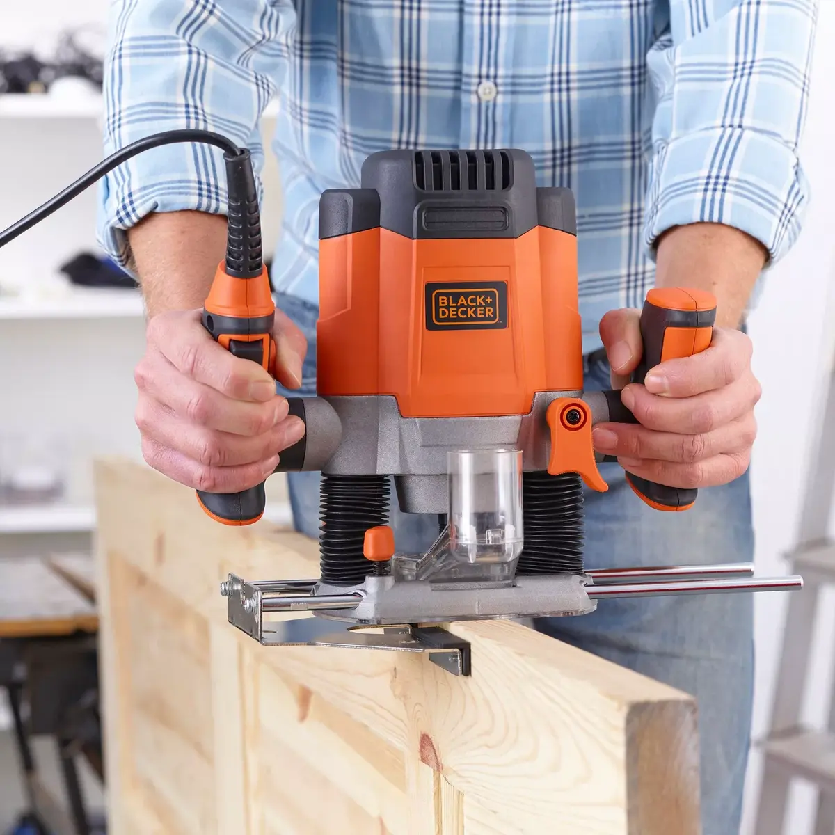 Фрезер/триммер Black & Decker KW1200EKA-QS Photo 7
