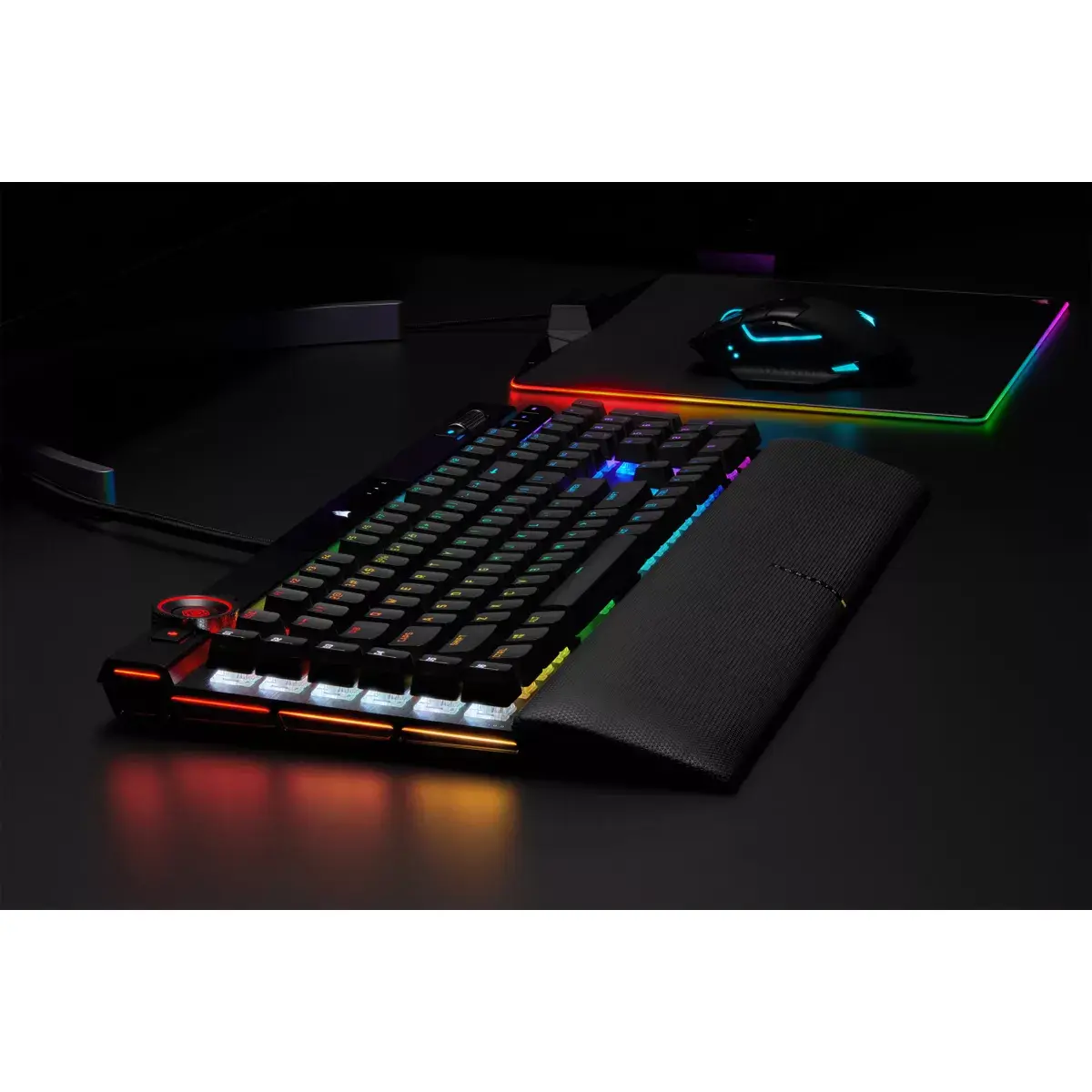 Klavietne Corsair K100 RGB Photo 24