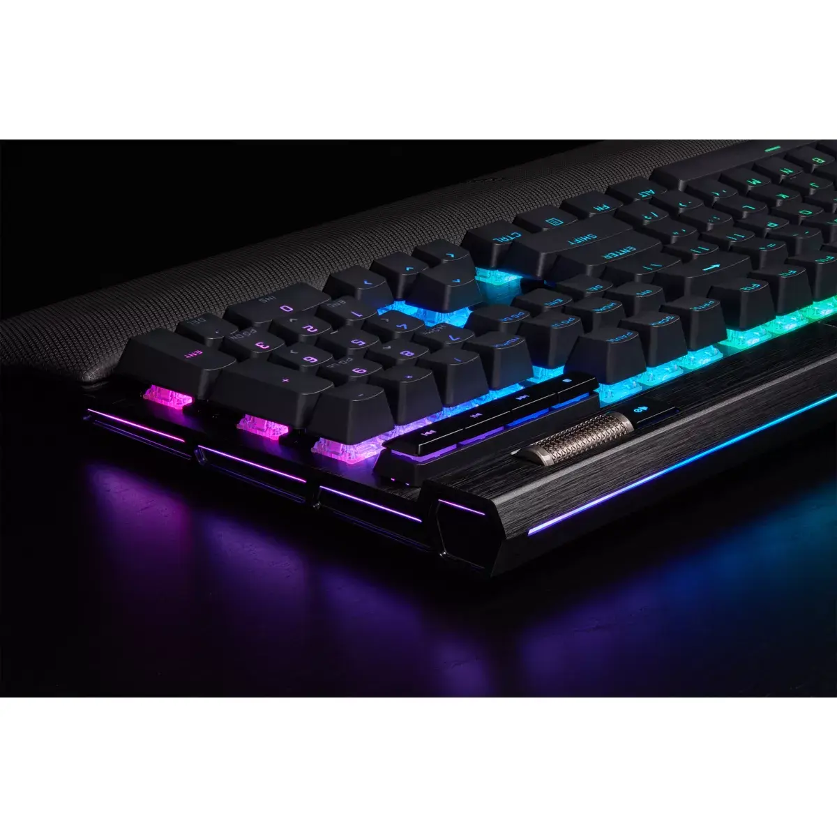 Klavietne Corsair K100 RGB Photo 29