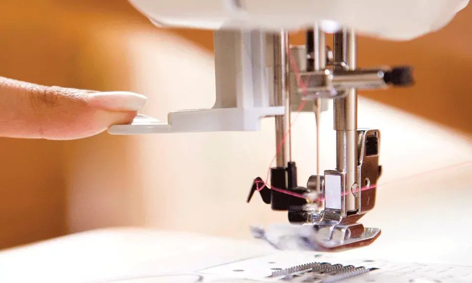 Brother NV15 Electric Sewing Machine Photo 4
