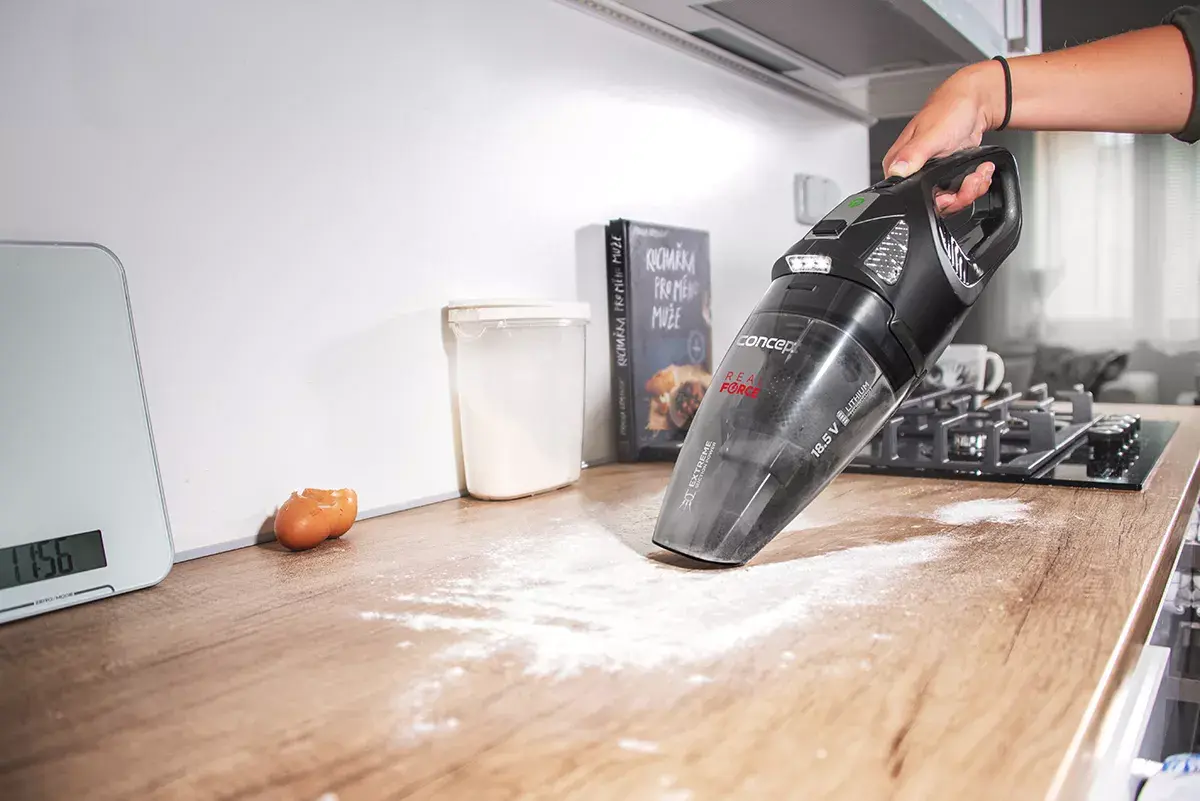 Putekļsūcējs Concept VP4380 Photo 11