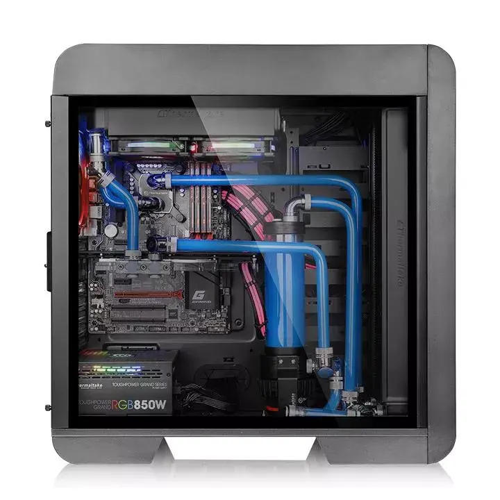 Компьютерный корпус Thermaltake Core V71 Photo 24