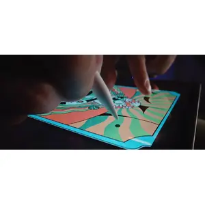 Apple Pencil hover