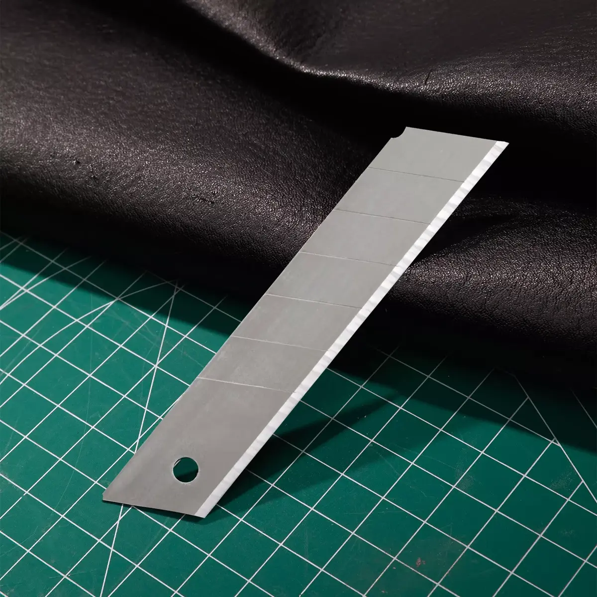 Нож для бумаги Deli Tools EDL-DP05 Photo 4