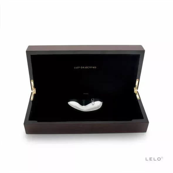 LELO Yva Ambidextrous Vibrator Photo 5