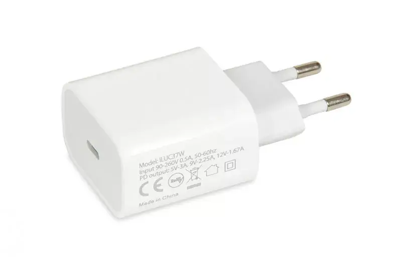 Indoor USB Fast Charger IBOX C-37 20W Photo 4