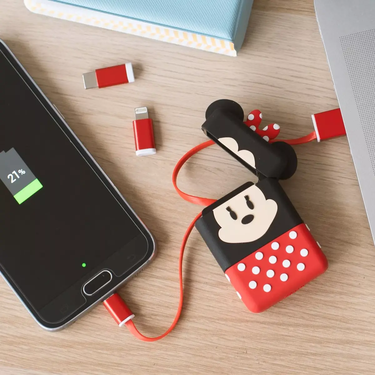 USB Cable Thumbs Up PowerSquad Minnie Mouse Photo 2