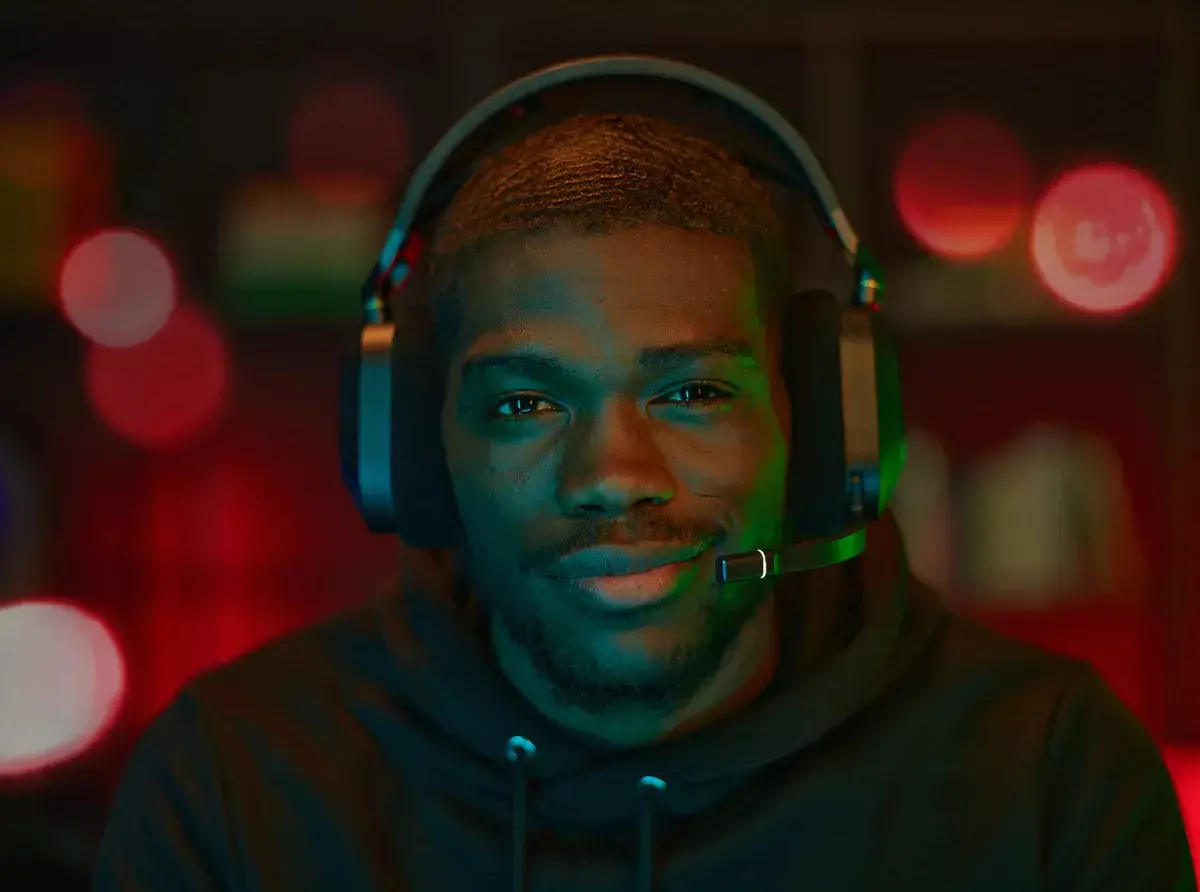 Headset Corsair HS80 RGB Photo 11