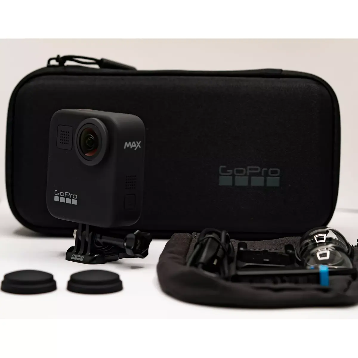 Action camera GoPro MAX — 16.6MP 5K Ultra HD with Wi‑Fi & GPS Photo 4