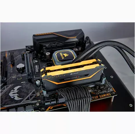 Память CORSAIR Vengeance RGB Pro DDR4 16 ГБ 3200 МГц Photo 9