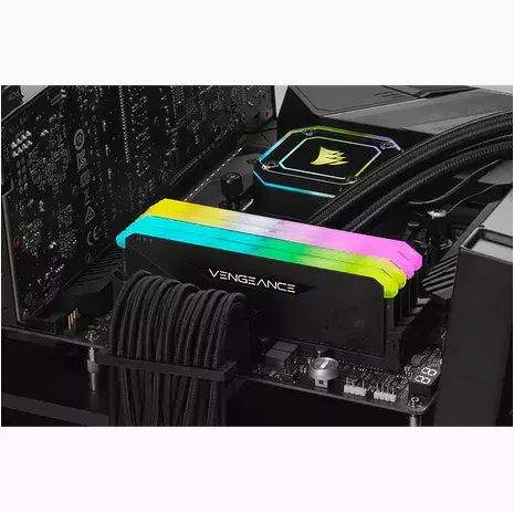 Модуль памяти Corsair 8 ГБ CMG8GX4M1E3200C16 Photo 5