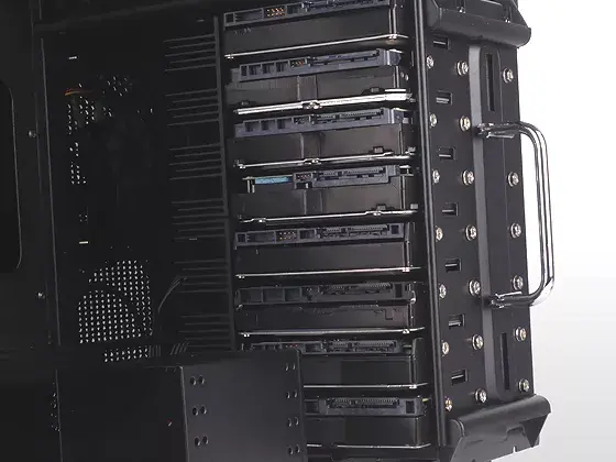 PC Case Silverstone TJ04-E Photo 12