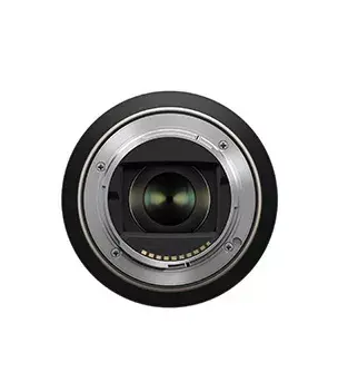 Широкоугольный зум-объектив Tamron 17-70mm F/2.8 Di III-A VC RXD Photo 2