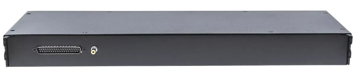 Intellinet 16-Port VGA KVM Switch Photo 4
