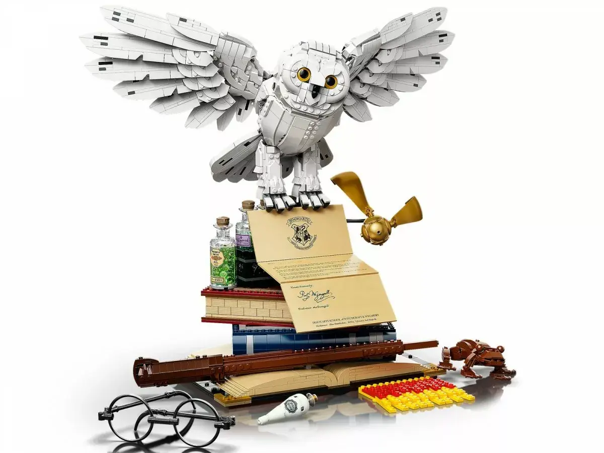 LEGO Hogwarts Icons Collectors Edition 76391 Photo 4
