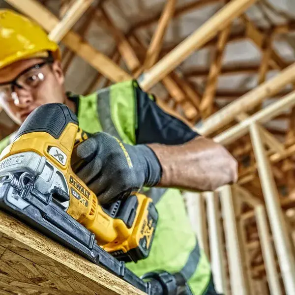 Elektriskais zāģis DeWALT DCS334N-XJ Photo 2
