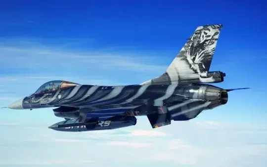 REVELL пластмассовая модель Plans NATO Tiger Meet (05671) Photo 2