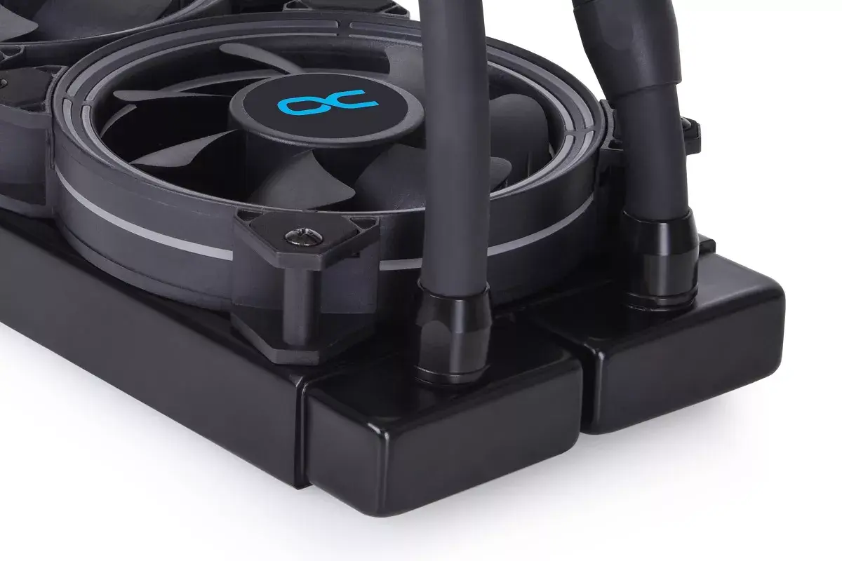 Visi vienā šķidruma dzesētājs Alphacool Eisbaer Aurora LT360 Photo 7