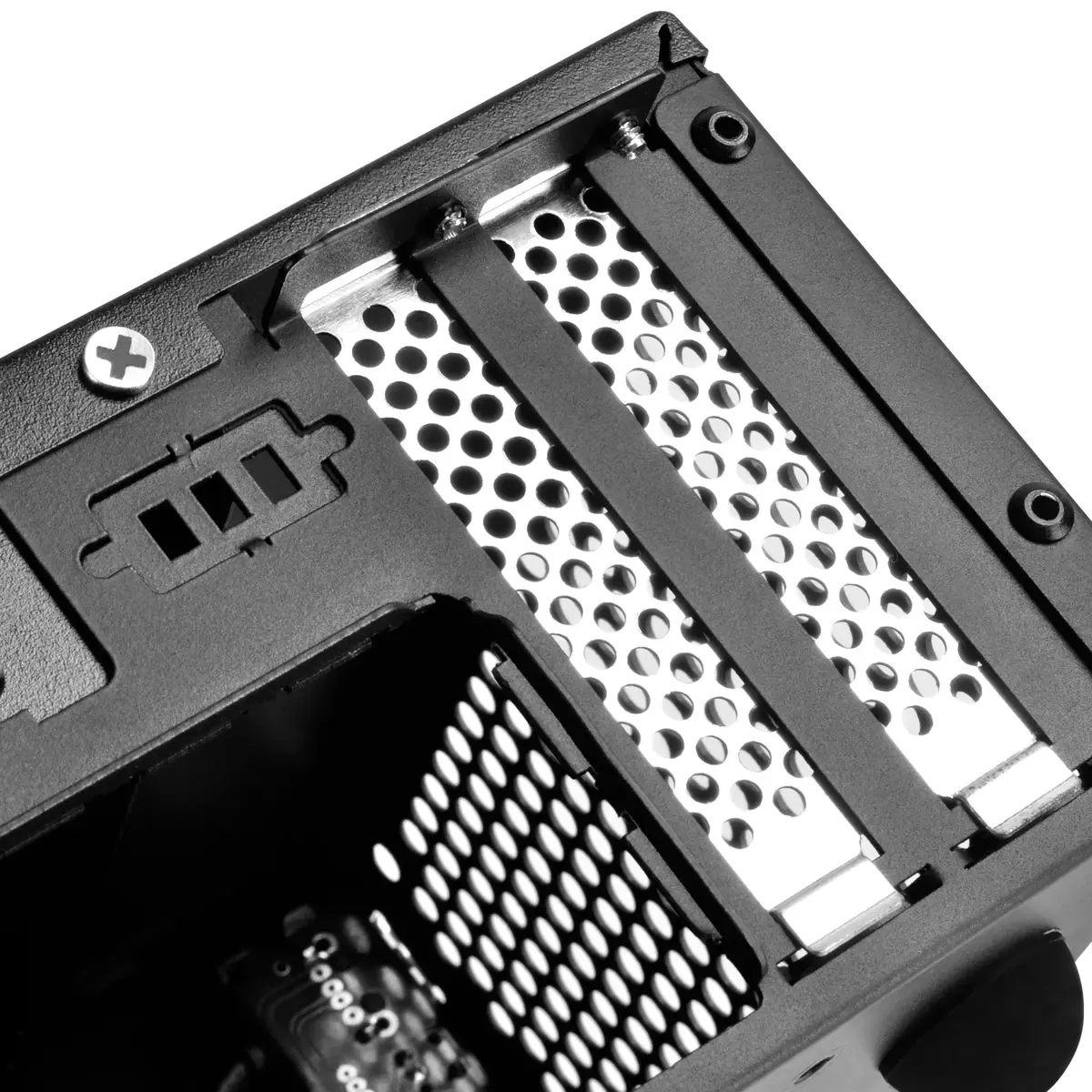 PC case Silverstone SST-ML09B Photo 24