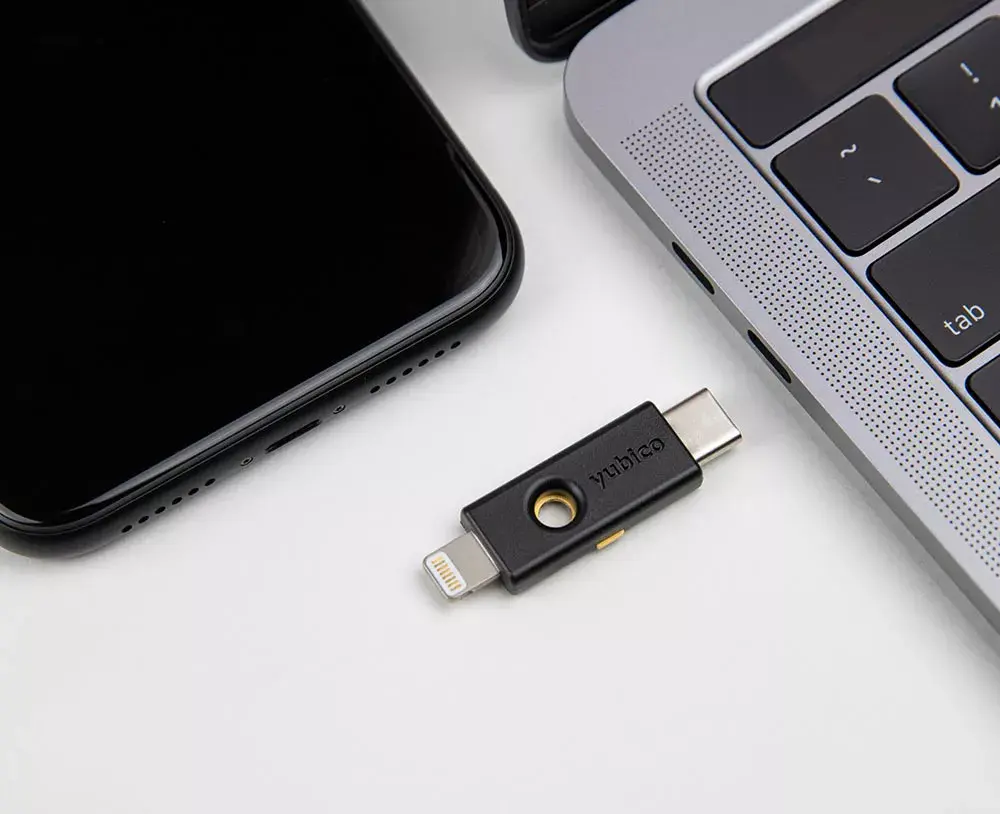 Ключ безопасности Yubico YubiKey 5Ci Photo 2
