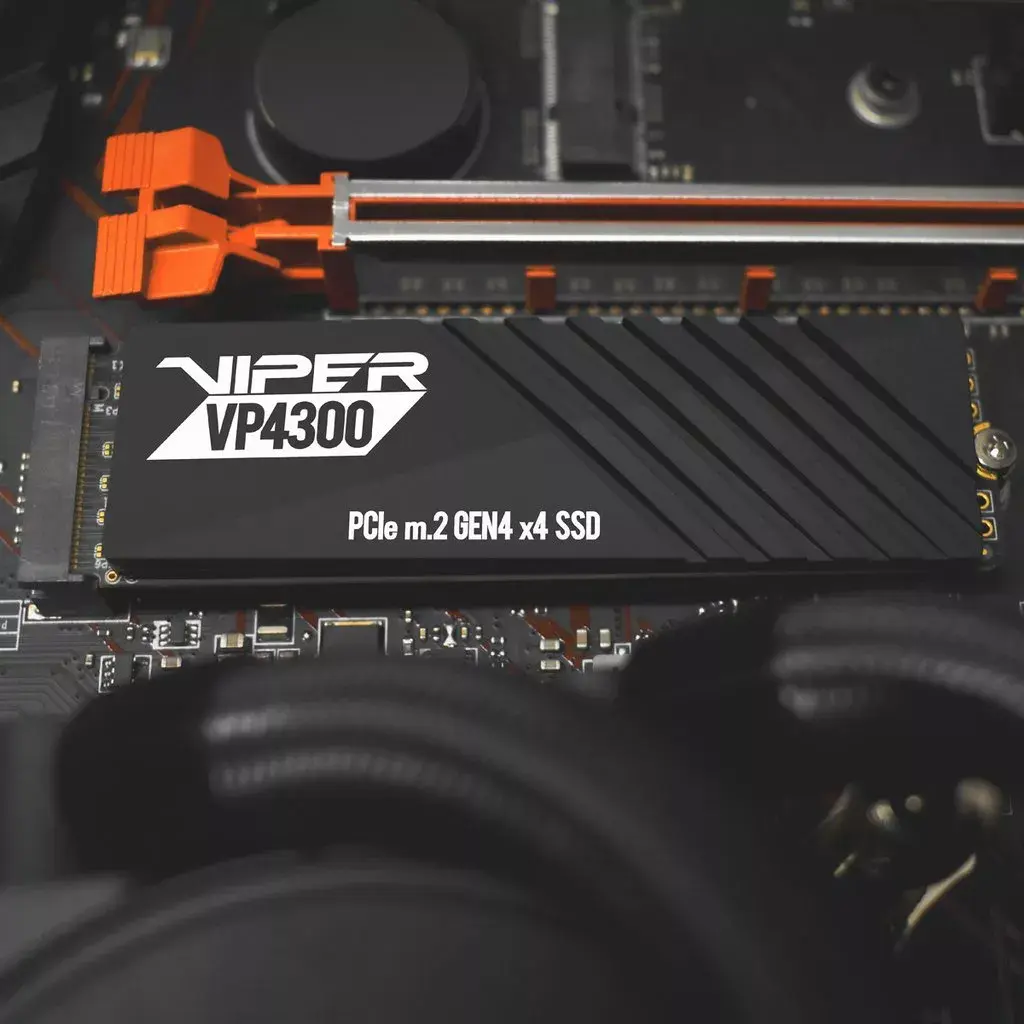 SSD диск Patriot Memory 1 TB VP4300 Photo 6