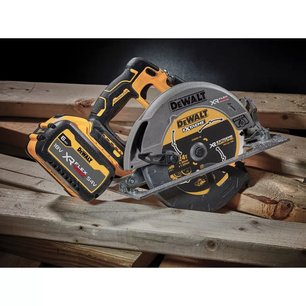 Портативная циркулярная пила DeWALT DCS573NT-XJ Photo 4