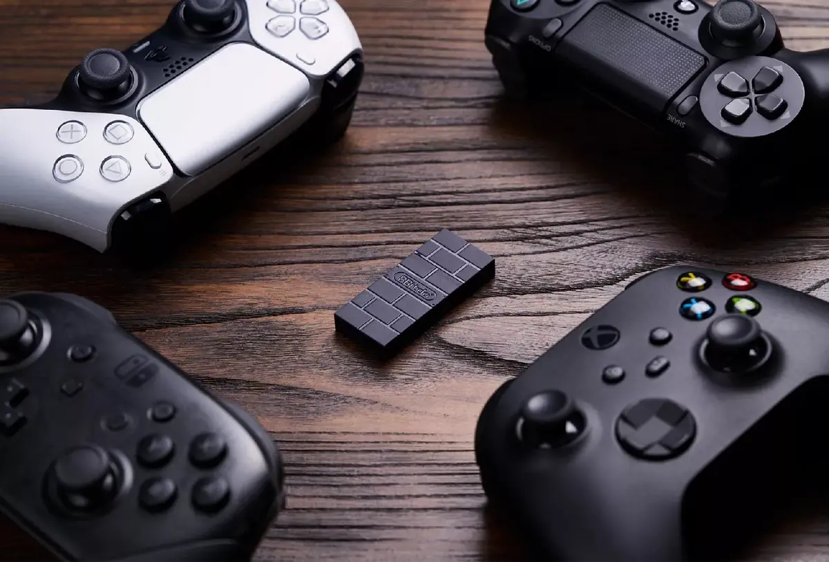 8Bitdo USB Wireless Adapter 2 Photo 4