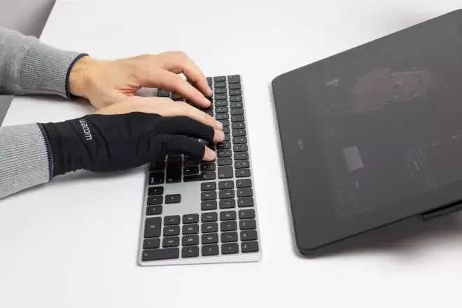 Cimdi Wacom Drawing Glove Photo 3