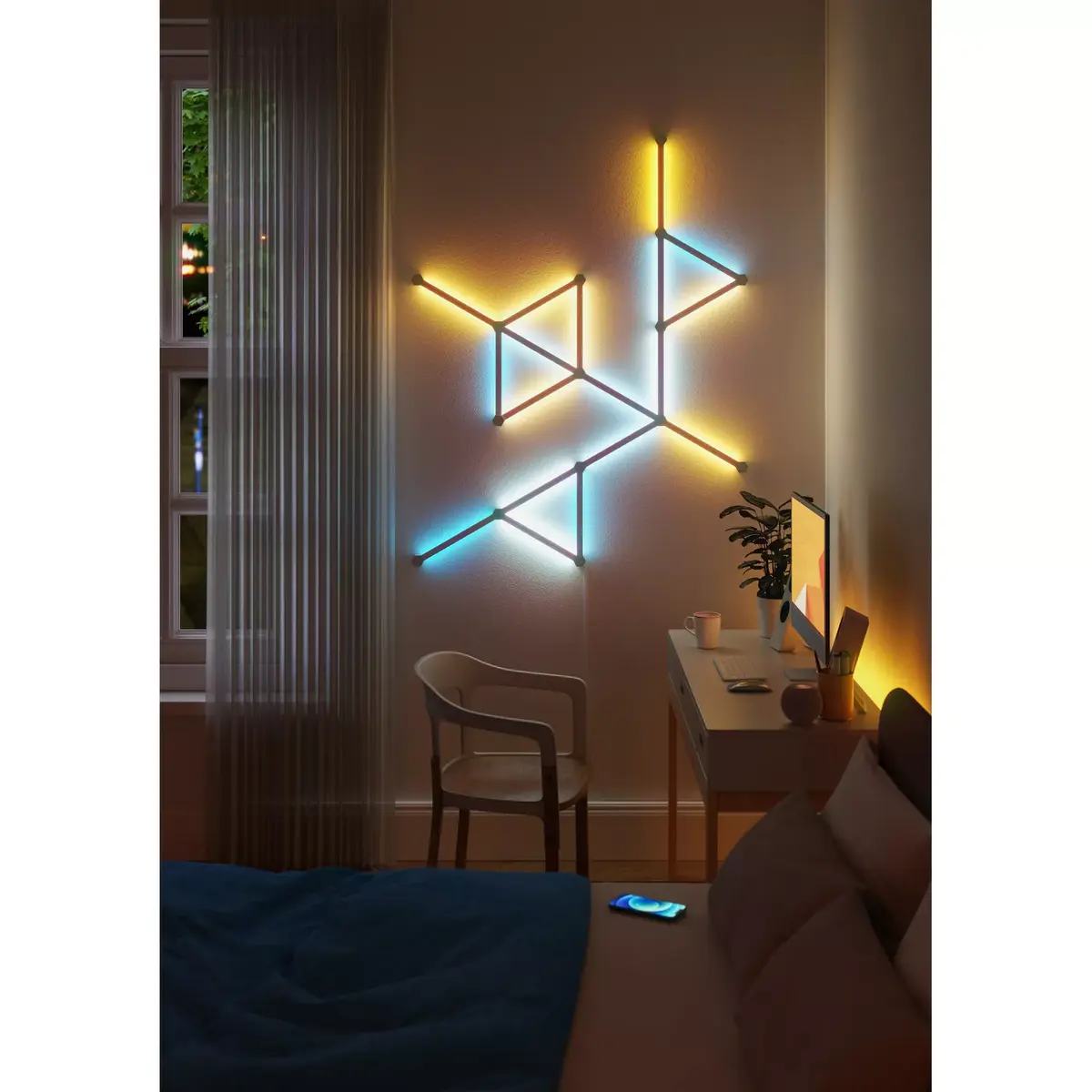 Nanoleaf Lines Starter Kit Photo 10