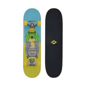 Skatebords Schildkröt Funsports Kicker 31 — klasiskais, kļavas koks, 790×200 mm, riteņi 54 mm
