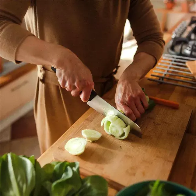 Santoku knife Fiskars 1057536 Photo 3