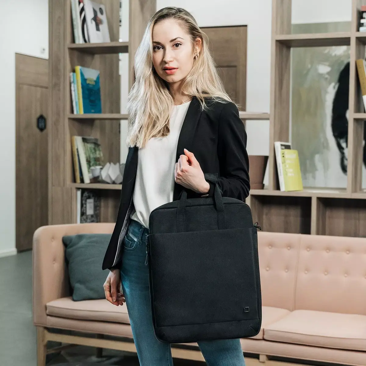 DICOTA Eco MOTION 13 - 15.6" Photo 4