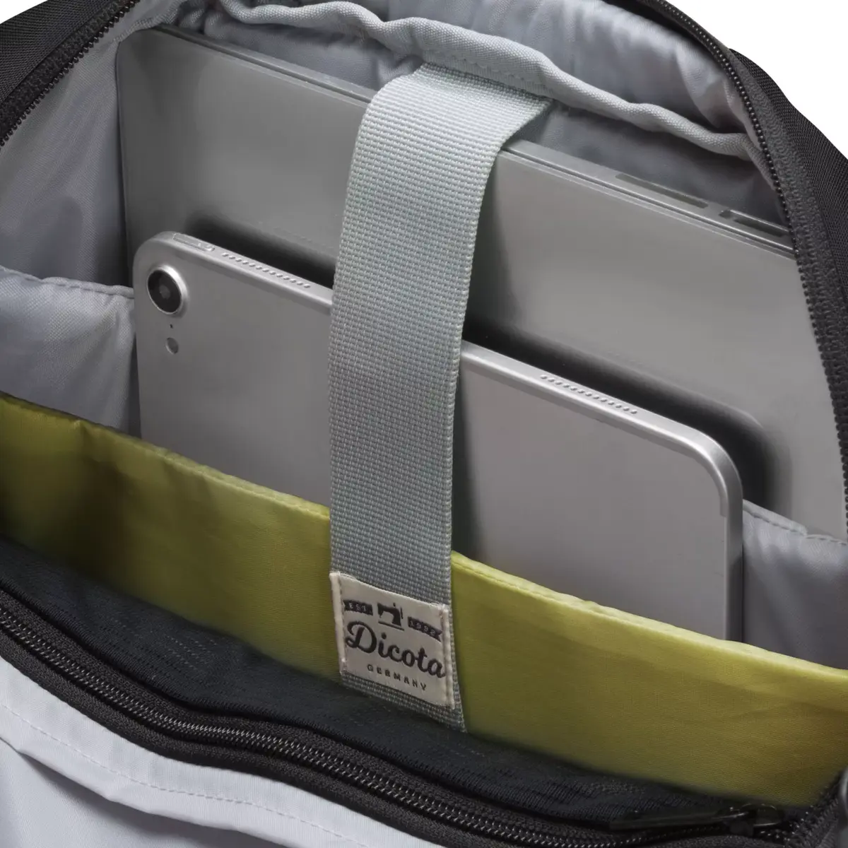DICOTA Eco MOTION 13 - 15.6" Photo 9
