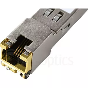 BlueOptics SFP raiduztvērējs, 1000BASE-T, RJ45 Copper, 100M, 0°C/+70°C BlueOptics+ BO08C28S1 CBO maza formāta (SFP) raiduztvērējs ar RJ45 savienotāju ir paredzēts Gigabit Ethernet (GbE) ātrgaitas lietojumiem līdz 1.25 gigabitu sekundē, izmantojot Cat5 vītā pāra kabeli.BlueOptics+ SFP tranzistorsMēra RJ451000BASE-T100M0°C/+70°C (BO08C28S1-BO)