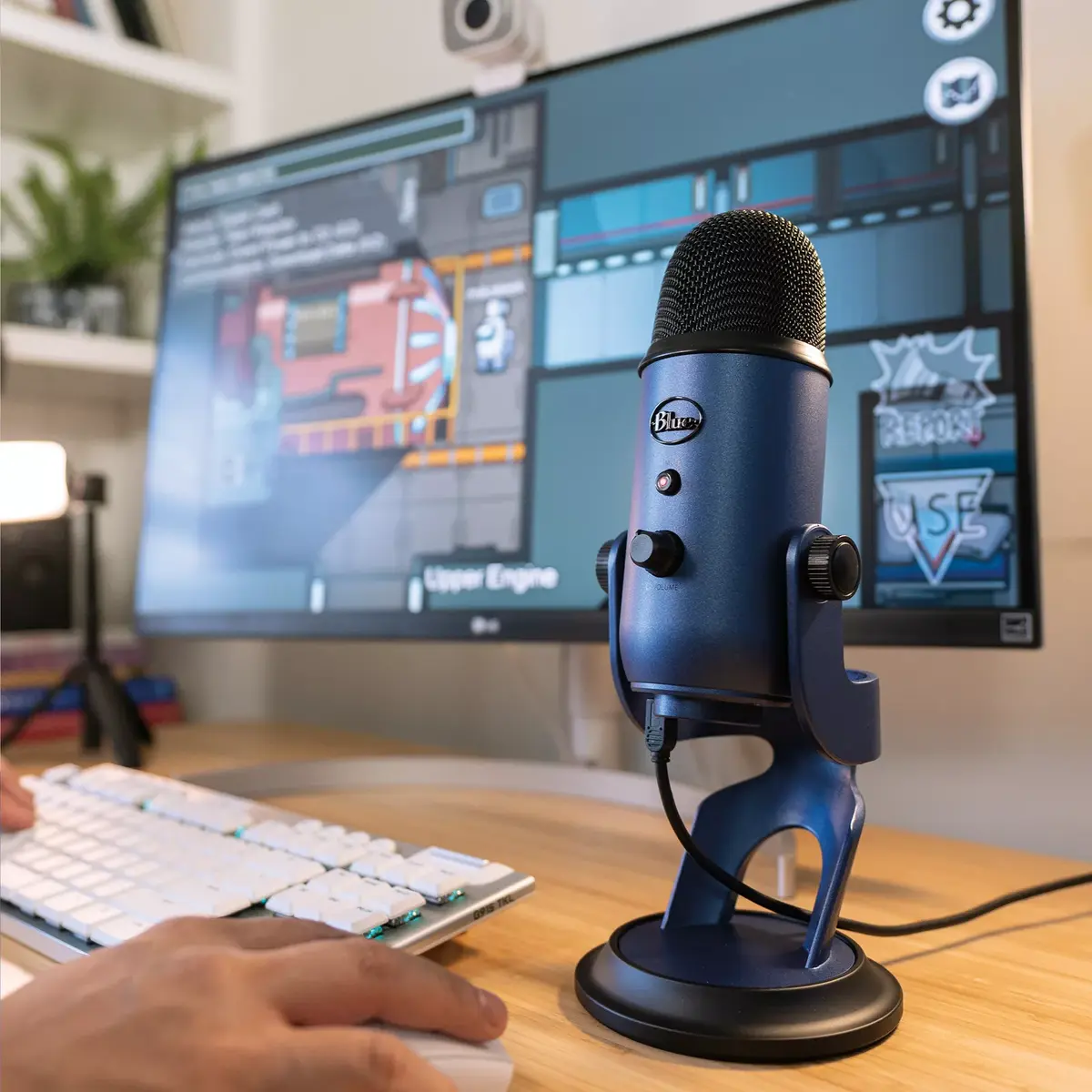 Настольный микрофон Blue Microphones Blue Yeti USB Mic Photo 2