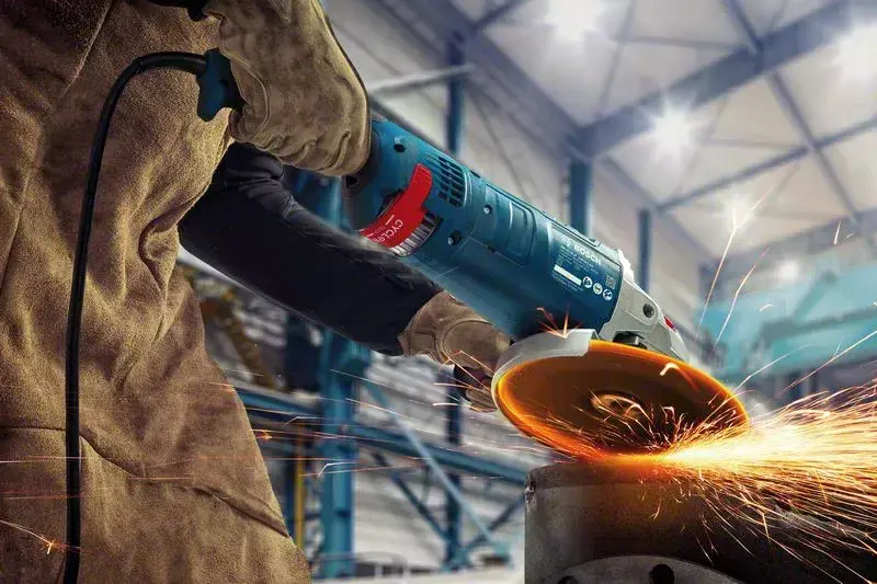 Шлифовальная машинка Bosch GWS 24-230 JZ Photo 3