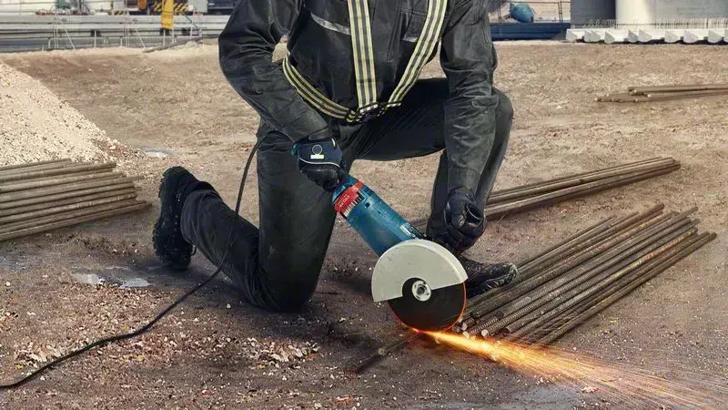 Шлифовальная машинка Bosch GWS 24-230 JZ Photo 9
