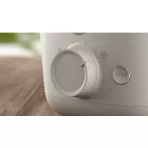 Defrost and reheat modes to enjoy more options in one go