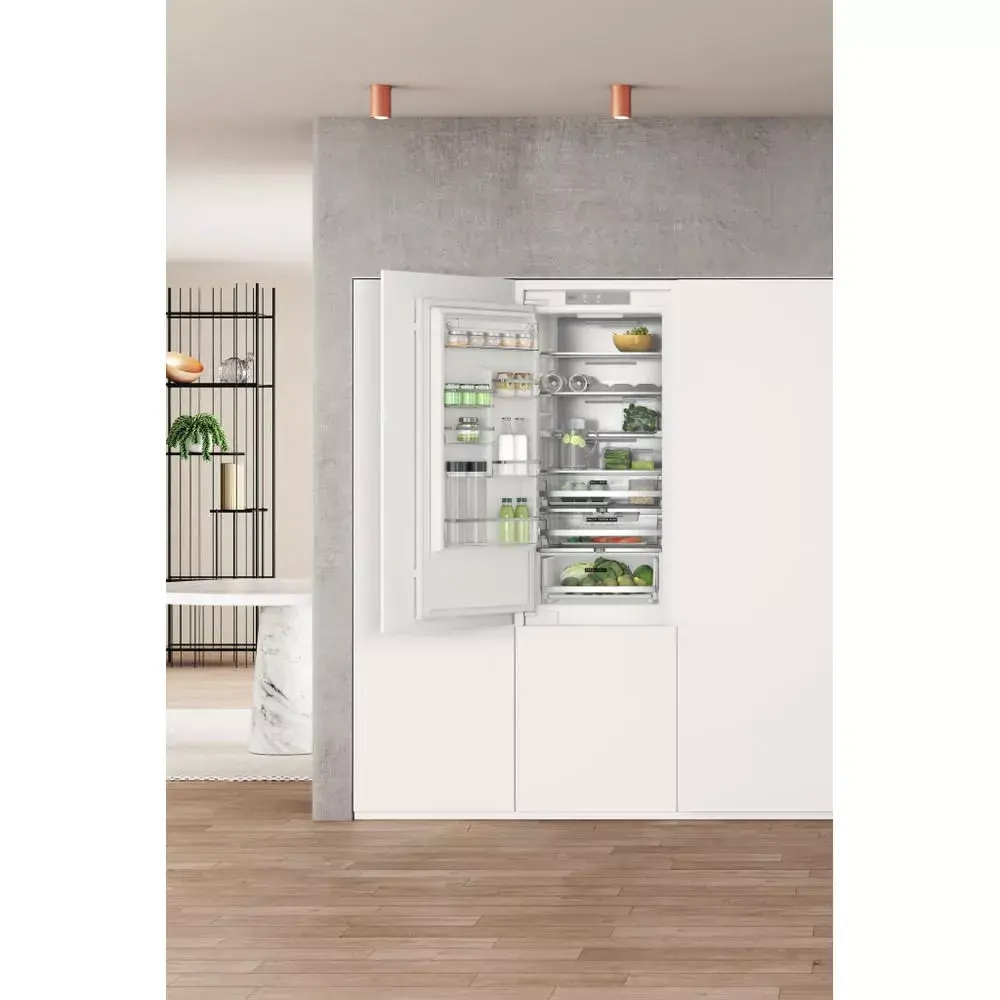 Встраиваемый холодильник WHIRLPOOL WHC20 T573 Photo 9