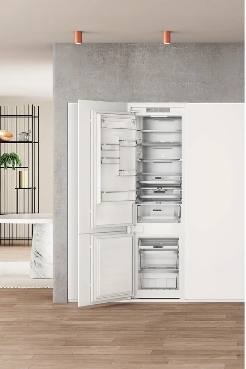 Built-in refrigerator WHIRLPOOL WHC20 T573 Photo 39