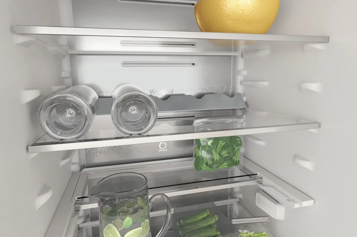 Built-in refrigerator WHIRLPOOL WHC20 T573 Photo 43