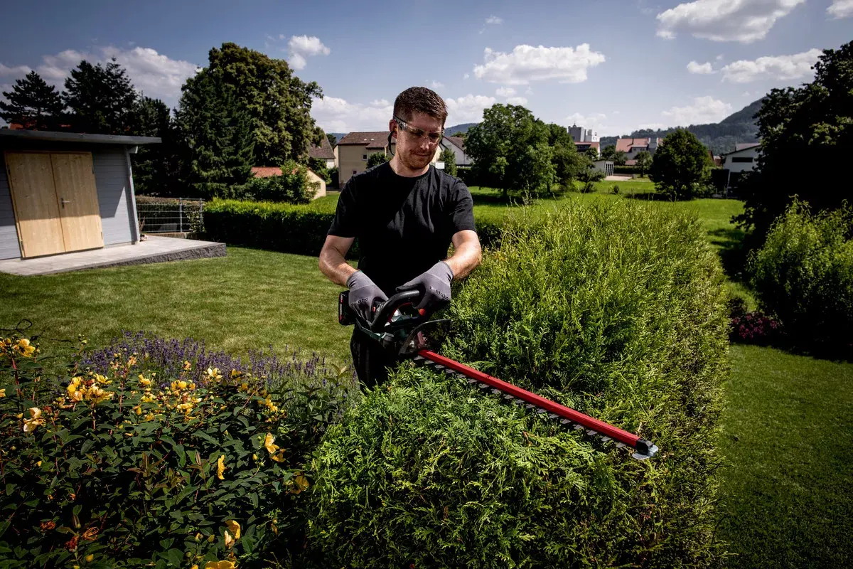Cordless Saw Metabo HS 18 LTX 65 Photo 7