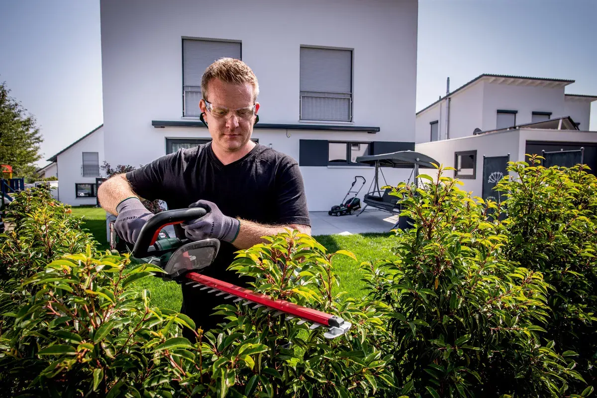 Metabo HS 18 LTX 45 Double blade Photo 11