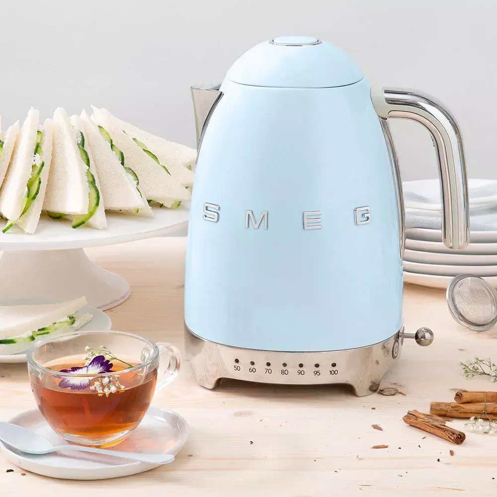 Электрический чайник Smeg 1.7L 2400W KLF04PBEU Photo 6
