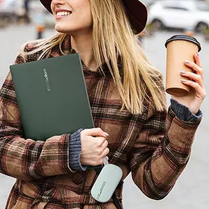 Light, slim and easy to carry